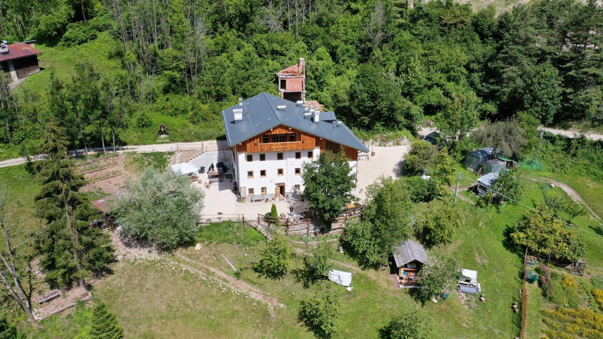 Agriturismo Borgo Damos Villa Valle di Cadore Exterior photo